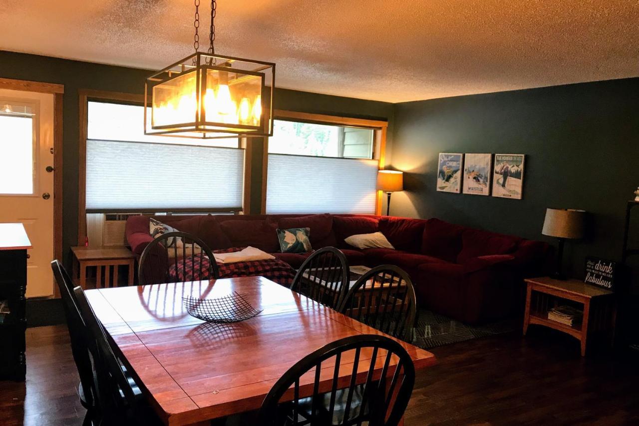 The Griz Inn By Park Vacation Management Fernie Exteriör bild