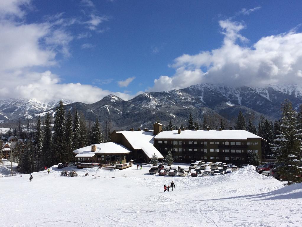 The Griz Inn By Park Vacation Management Fernie Exteriör bild