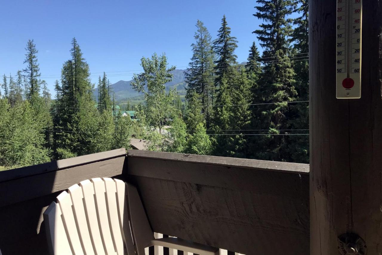 The Griz Inn By Park Vacation Management Fernie Exteriör bild